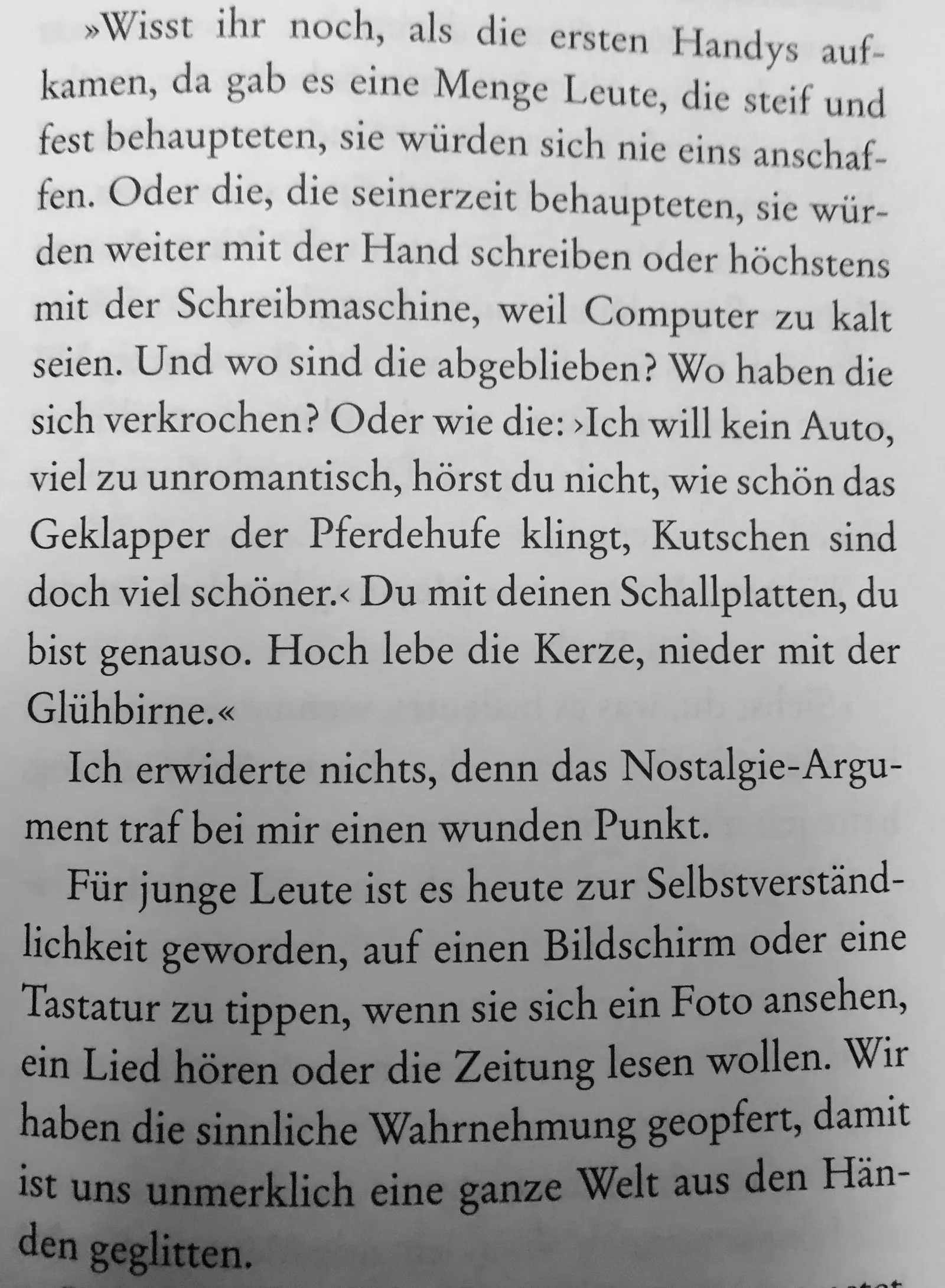 Ausschnitt aus Fabio Volos Buch mit deutschem Text über Nostalgie